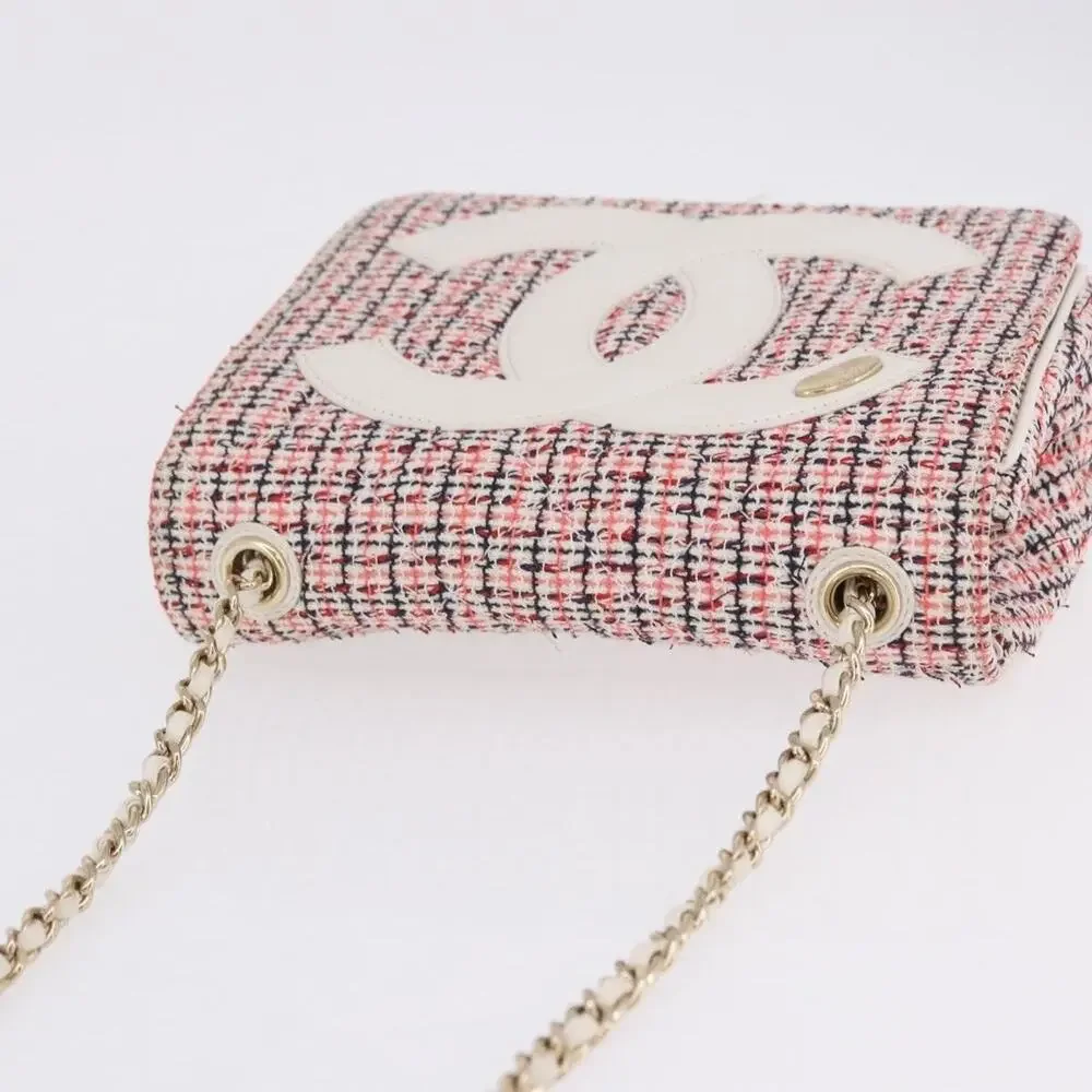 CHANEL height width